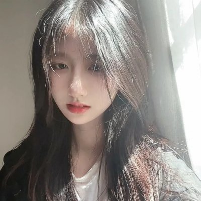 他夏天住在楼下