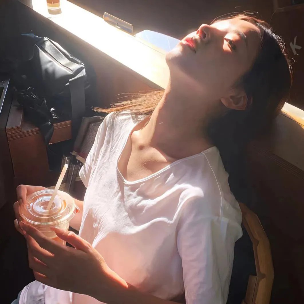 幽灵与秘密隧道
